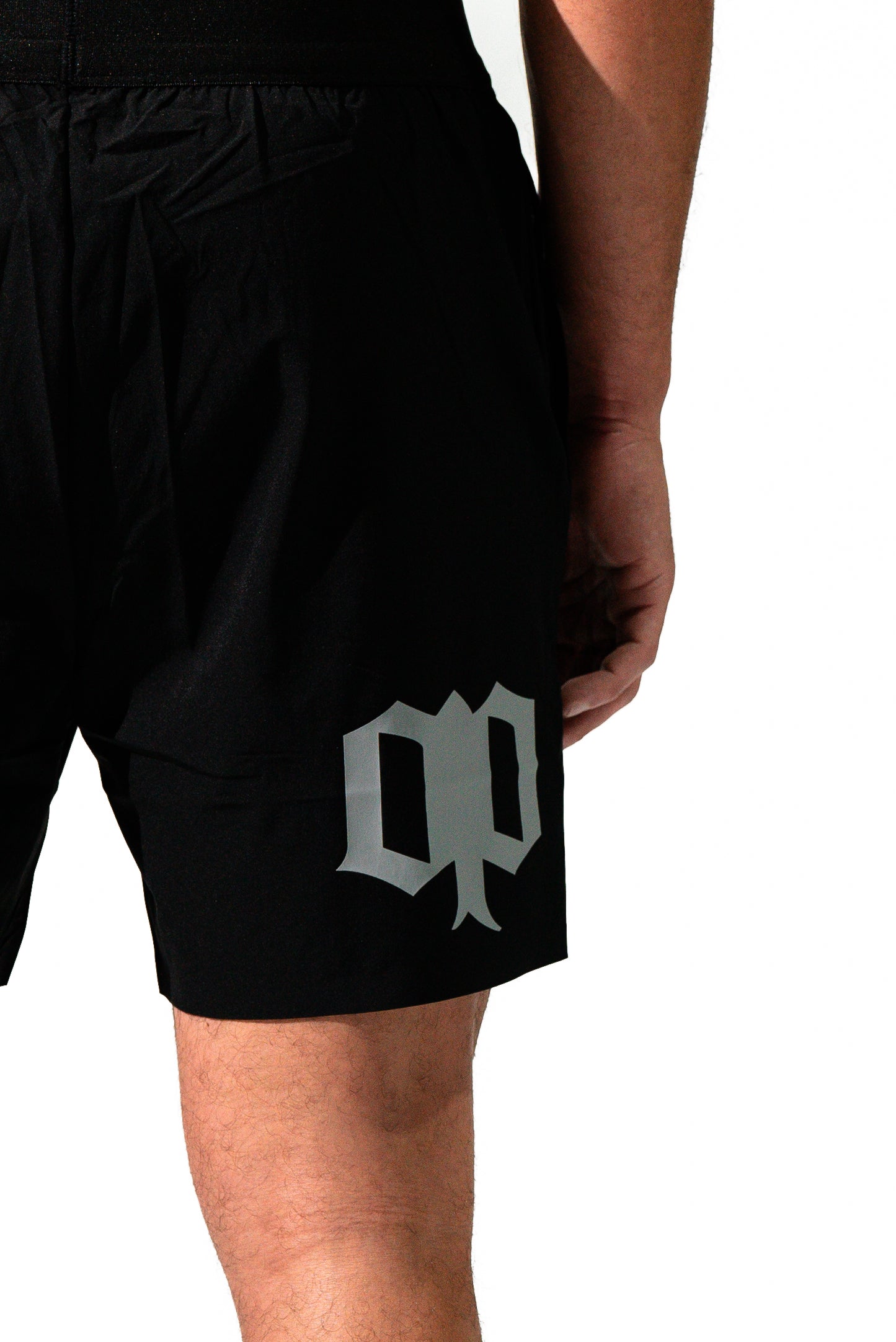 OUTPERFORM Training Shorts - BLACK